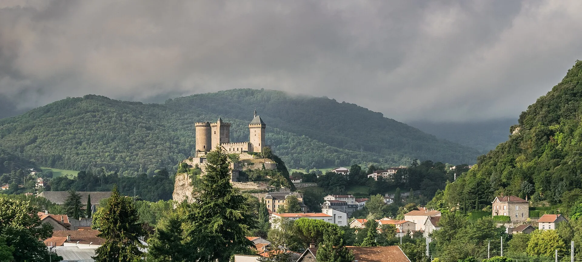 Foix : le château et la ville des comtes