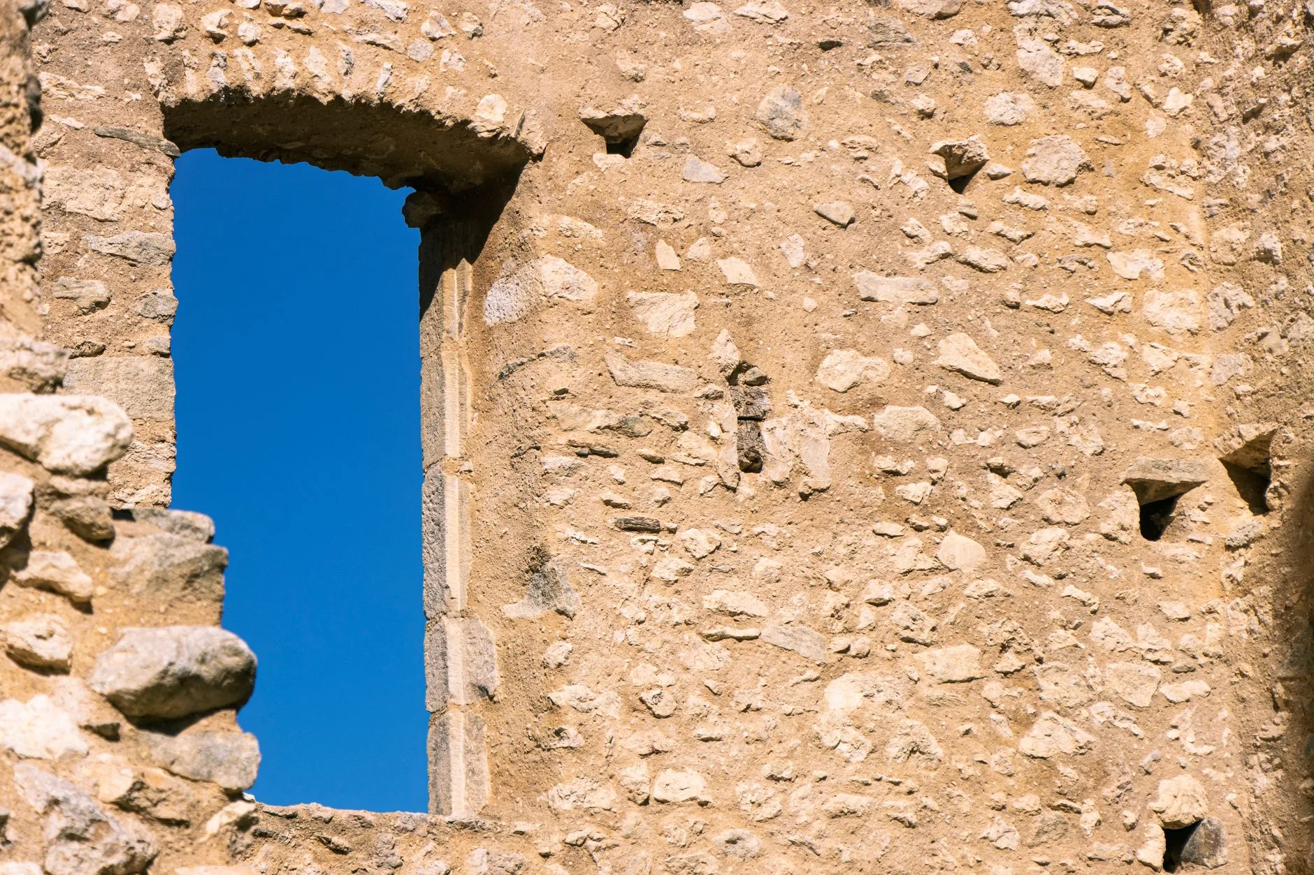 Montségur : la forteresse de la mémoire cathare