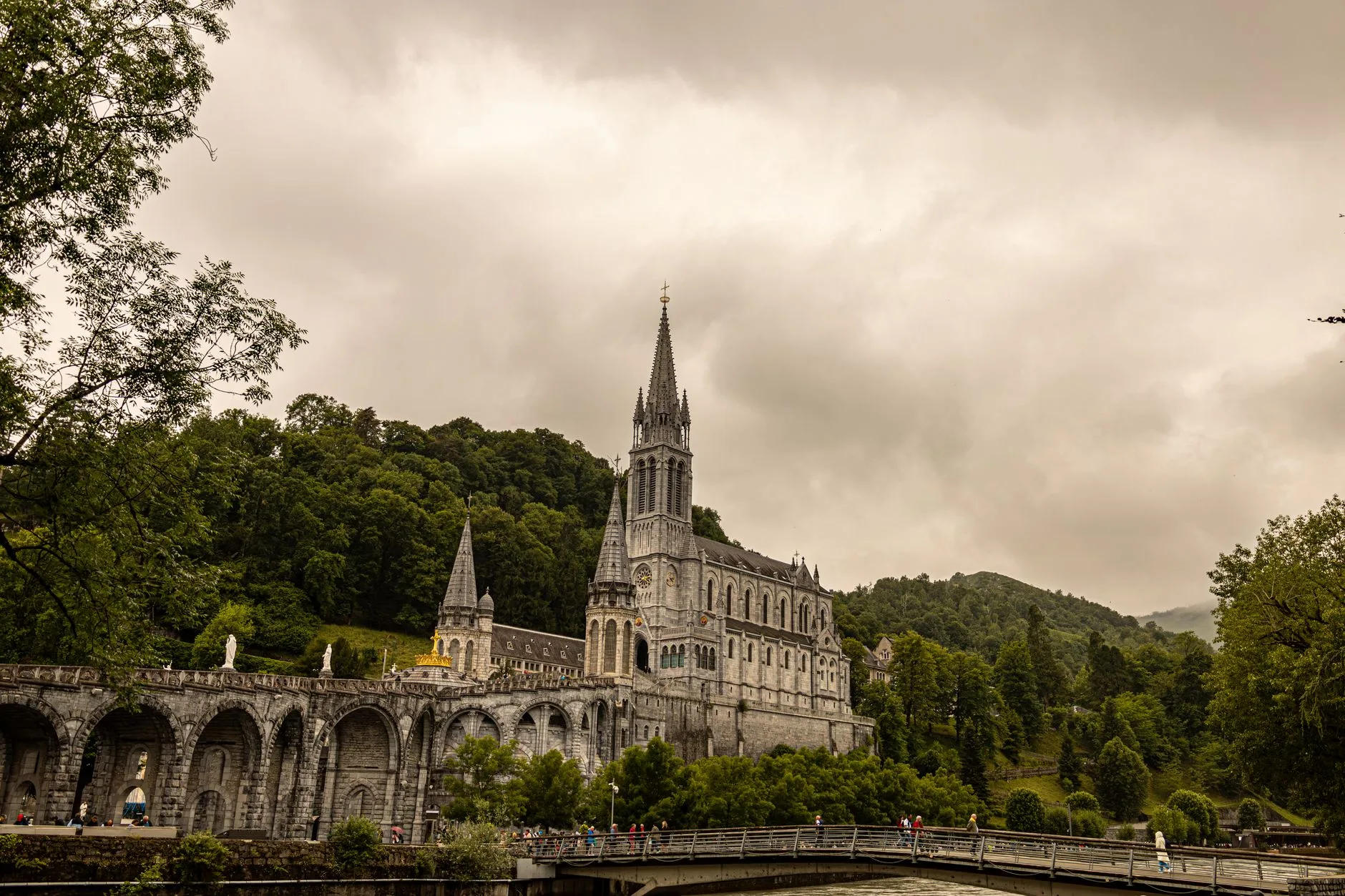 Lourdes : la solution pratique et économique
